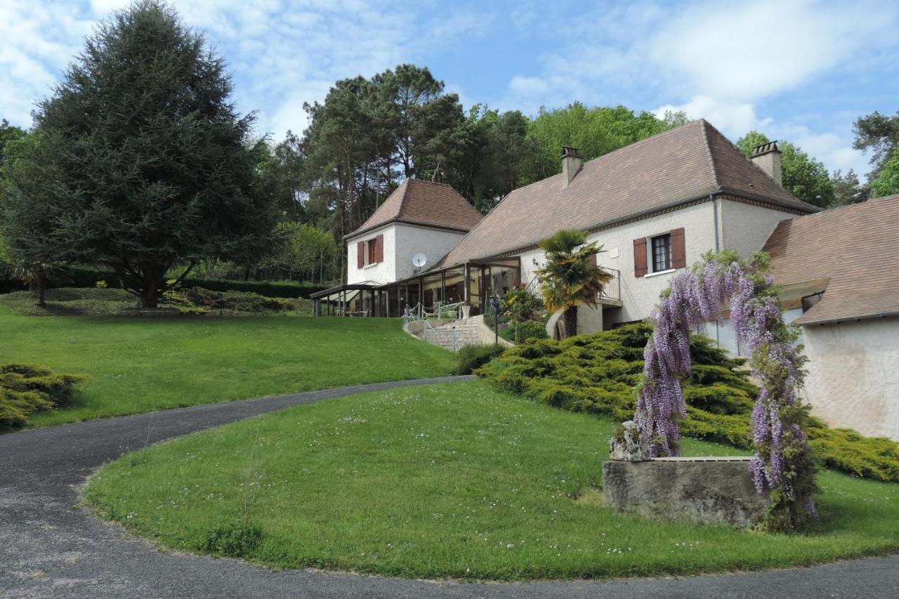 Le Jardin Des Paons Bed & Breakfast Issac Eksteriør bilde